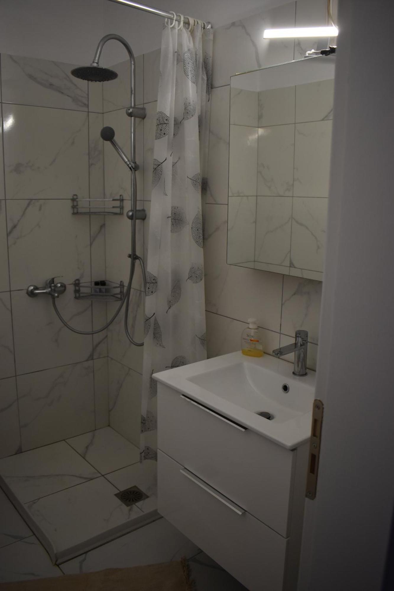 Anastasias Apartments Sarande Ngoại thất bức ảnh